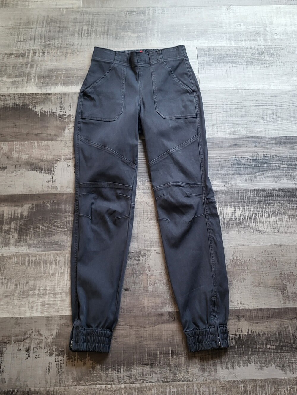Spanx Women's Stretch Twill Cargo Jogger Pants Washed Black Size Small Moto